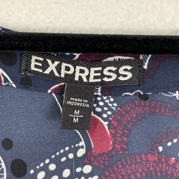 NEW $49 Express Womens Medium Printed Popover Blouse 3/4 Sleeve Shirt Top - Picture 2 of 9